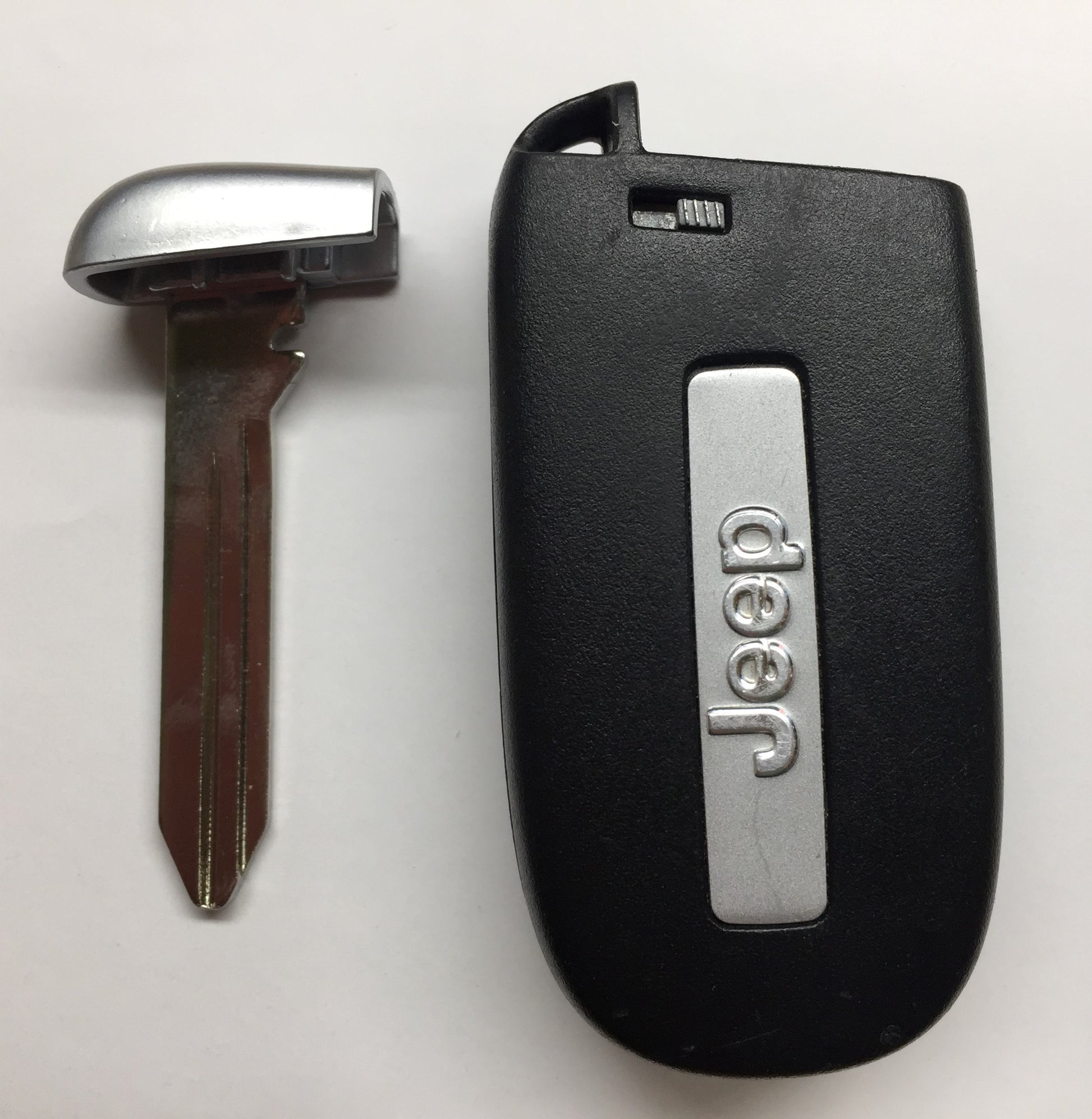 2014 - 2019 Jeep Cherokee Proximity Remote Key - ZIPPY LOCKSHOP
