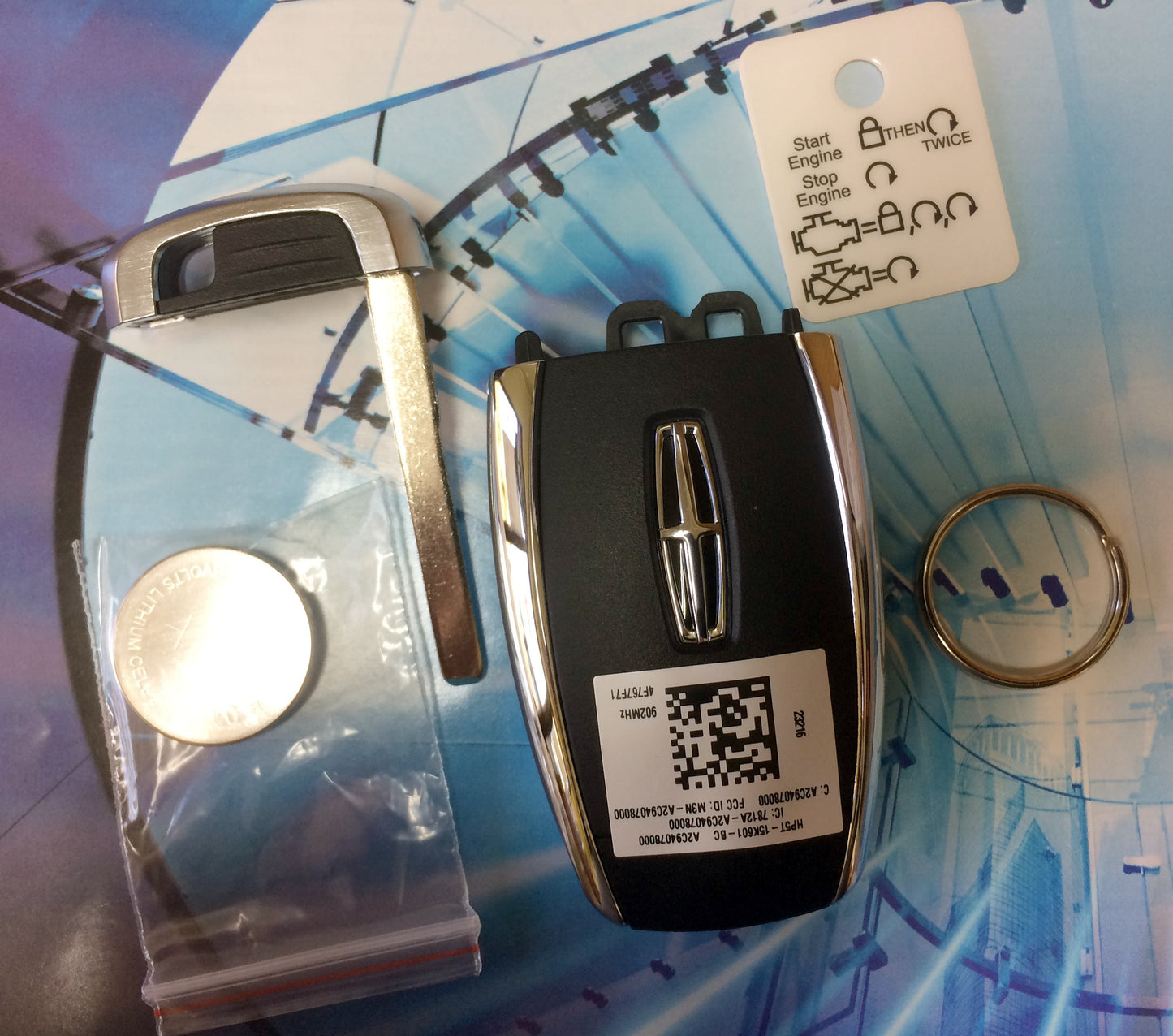 Lincoln 2017-2018 MKZ, MKC, Continental, Navigator 5 Button Remote w/ Insert Key (Original) - FCC ID: M3N-A2C31243300 - ZIPPY LOCKSHOP