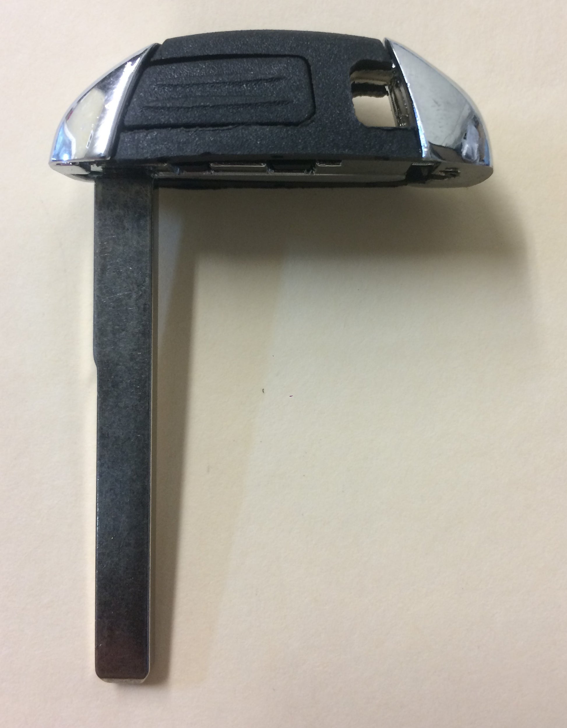 Lincoln Continental MKC MKZ Emergency / Insert Key 164-R8170 - ZIPPY LOCKSHOP