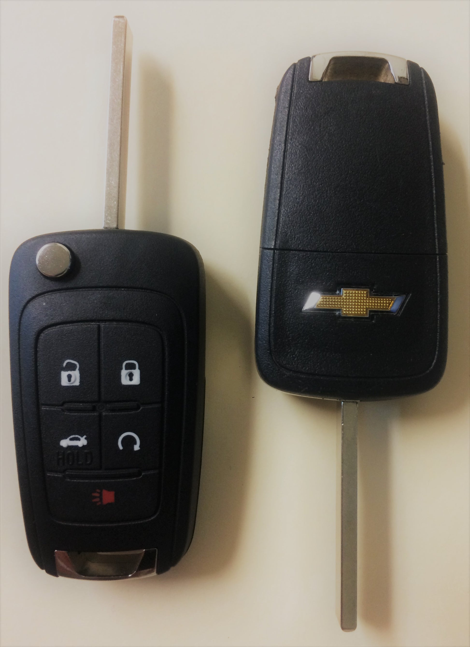 Chevy 2010-2017 Remote Head Flip Key (NON-Peps/Prox) - OE #13504199 - ZIPPY LOCKSHOP